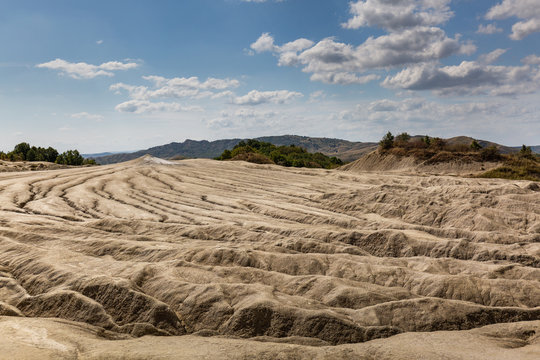 geologisches Ph&auml;nomen der Schlammvulkane in Rum&auml;nien
