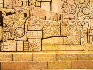 Jaguar carving, Paseo Montejo in Merida, Mexico - obrazy, fototapety, plakaty