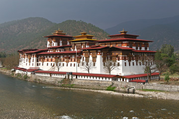Naklejka premium Buddhist monastery in Bhutan