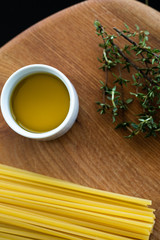 Pasta-Thymian-Olivenöl