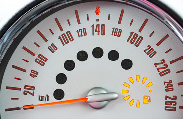 Zero speed on the speedometer