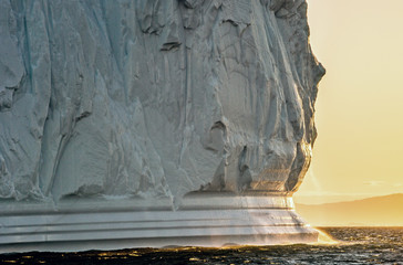 Fototapeta premium Icebergs at Sunset. Disko Bay, Western Greenland.