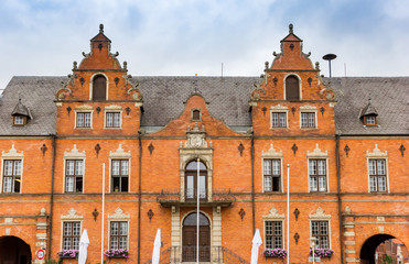 Fototapeta na wymiar Facade of the historic Rathaus at the market square in Gluckstadt, Germany