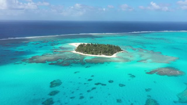 サイパン　マニャガハ島　ドローン撮影