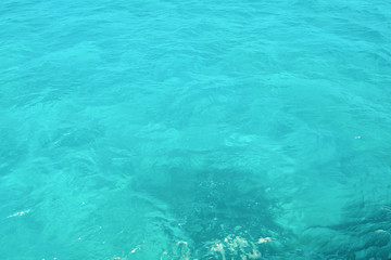 Fototapeta na wymiar Close-up of crystal clear and turquoise water