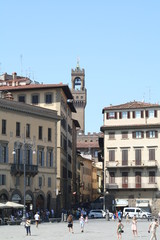 Fototapeta na wymiar Florence, Italia : view of Palazzo Vecchio from Square Santa Croce