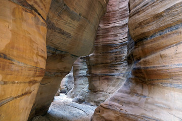 Roches colorées du Wadi Araba en Jordanie