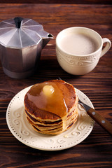 Wholemeal pancakes with honey on top