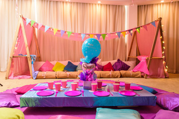 decoracion para pijamada con tepee 