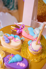 Golosinas y bombones decorados