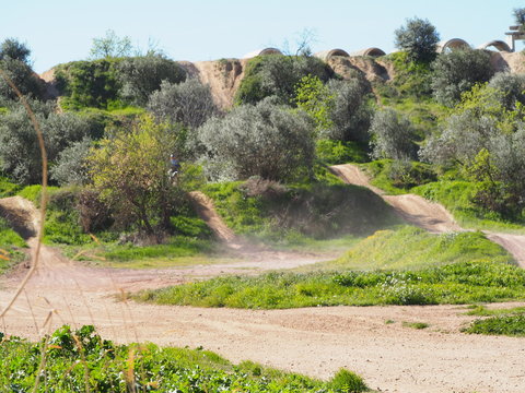 circuito de motocros entre almendros y olivos, lerida, espa&ntilde;a, europa