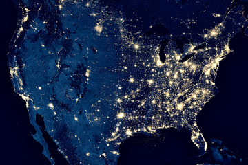 Earth at night, view of city lights in United States from space. USA on world map on global satellite photo. US terrain on dark planet. - obrazy, fototapety, plakaty
