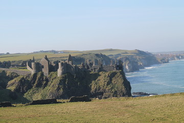 Fototapeta na wymiar Ruin of a castle at the coast of Ireland