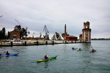 Kanuten im Arsenale, Venedig