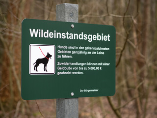 Wildschutz - Leinenzwang für Hunde