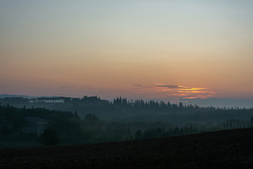 Obraz na płótnie Canvas Sonnenaufgang über der Toskana, Italien
