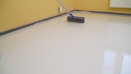 Self-priming freshly prepared floor. Bulk floor