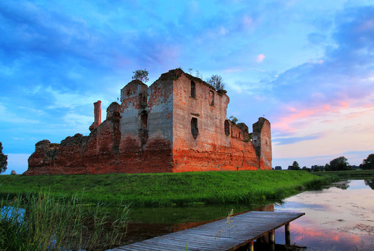 Malownicze Bilder Durchsuchen 1,562 Archivfotos, und