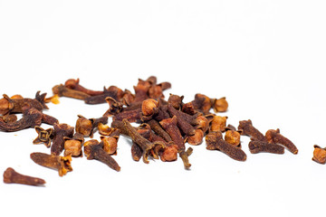 Cloves 