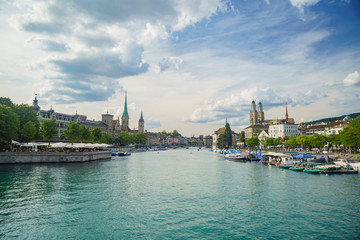 Obraz premium Afternoon cityscape of Zurich