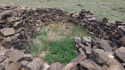 Obraz premium Поход к метеоритному кратеру гор Шунак 6-7 июля 2019 года