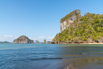 Fototapeta na wymiar beautiful island at Trang province Thailand