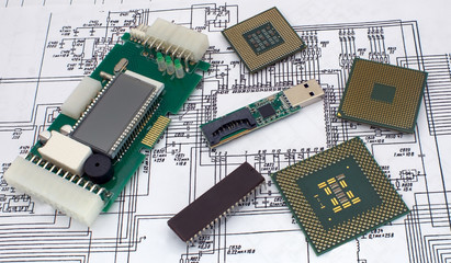Printed circuit board with electronic chips and electronic schem
