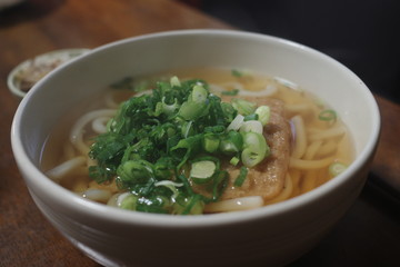日本のとても美味しい手作りのうどん