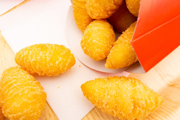 美味しそうなフライドポテトの写真