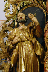 Obraz premium Saint Peter, statue on the altar Fourteen Holy Helpers in the church of St. Barbara in Vrapce, Zagreb, Croatia