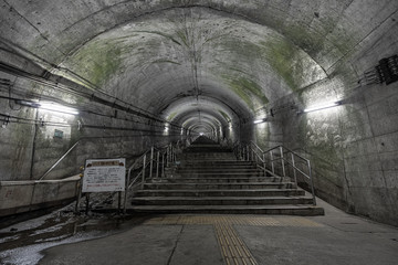 地下トンネルから見た長い階段(土合駅)