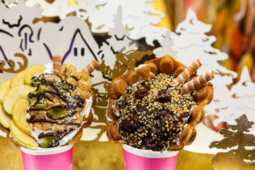 Bubble Waffle, street food cake cream