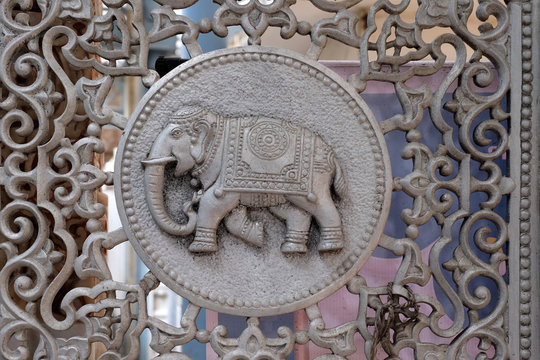 Babu Amichand Panalal Adishwarji Jain temple, Mumbai