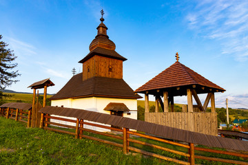 Obraz premium Wooden church in Kalna Raztoka, Slovakia