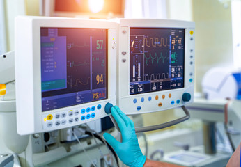 Mechanical ventilation equipment. Pneumonia diagnosting. Ventilation of the lungs with oxygen....