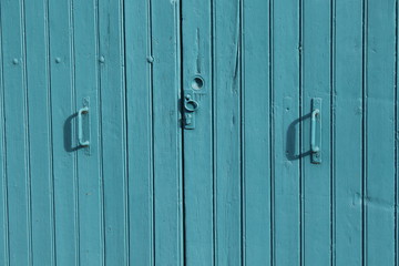 Porte bleue en bois