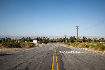Strasse in Palm Springs Kalifornien im Sommer