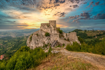 Obraz premium Medieval Srebrenik castle in the Bosnian Serbian republic Bosnia Herzegovina with dramatic sunset sky