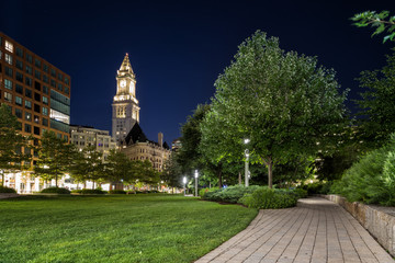 Obraz premium Rose Kennedy Greenway in Boston at Night