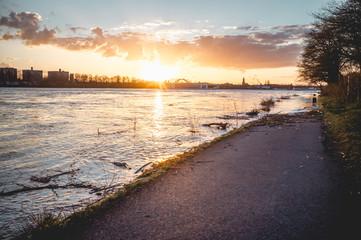 Hochwasser in Köln Stammheim