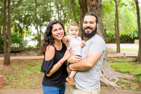 FAMILIA