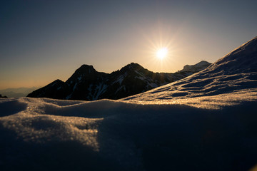 Morgensonne in den Bergen