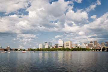 Naklejka premium A Warm Summer Day In Boston City