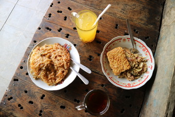 Lunch for Two and Cold Drinks