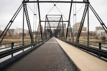 Fototapeta na wymiar Old Iron Bridge