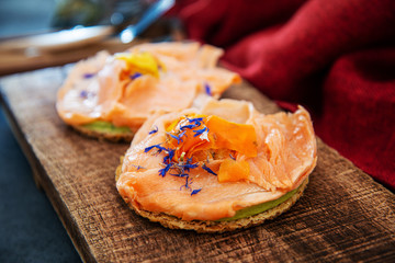 Asparagus salmon tartlets chiffonade, pickled vegetables, creamy creamy