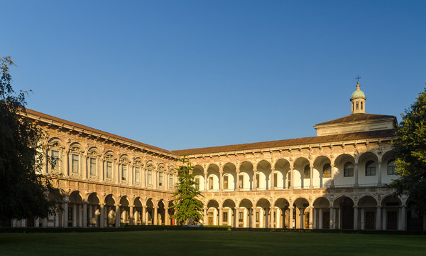 Universit&agrave; degli Studi di Milano