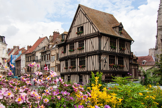 Historische Fachwerkhäuser in Vernon in Frankreich