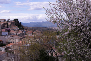 Fototapeta na wymiar Panorama in Provence