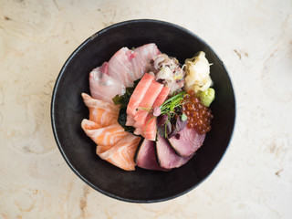 kaisendon - raw fish served in a bowl